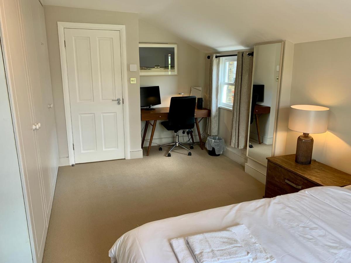 Lovely Newly Refurbished Apartment In Battersea Londres Extérieur photo